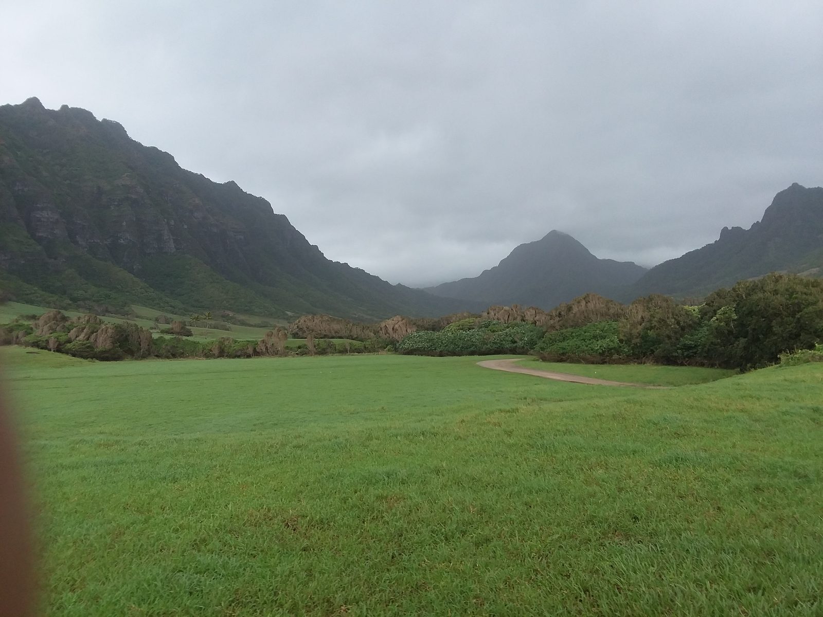 Ka‘a‘awa Valley opening toward the Ko‘olau peaks at Kualoa Ranch