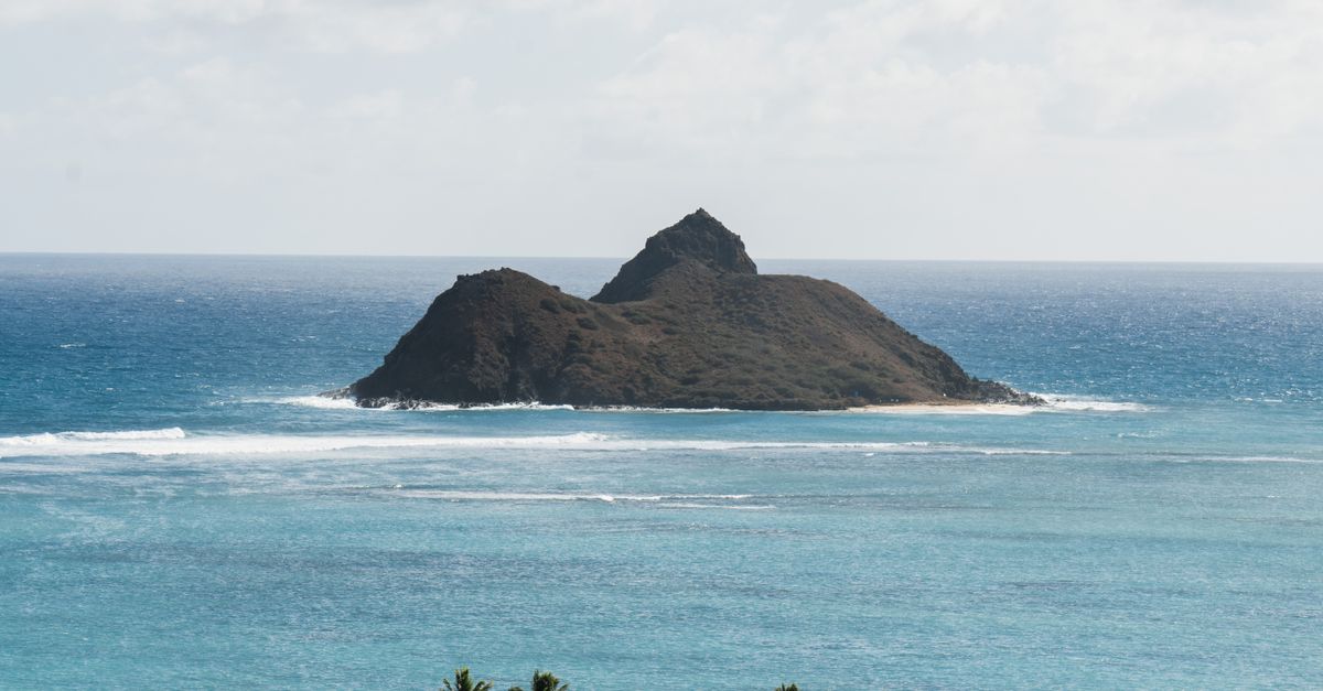 Aerial view of Na Mokulua (the Mokulua islands) seen from Lanikai Beach, Hawaii