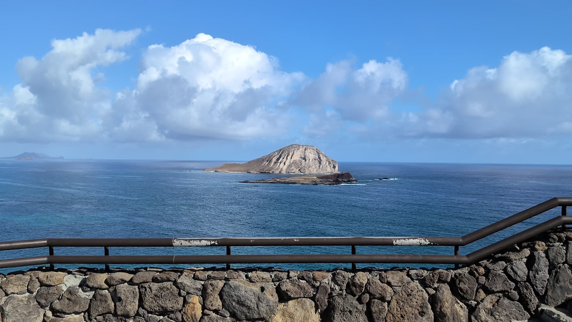 Rabbit Island (Manana) offshore from the Makapu'u Lighthouse Trail